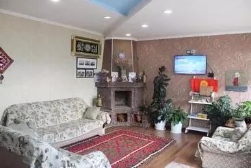 پانسیون Guest House Emily