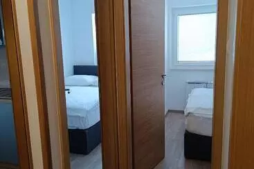 Pensione Guesthouse Haler