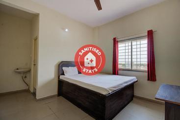 Hotell Spot On 72366  R K Palace