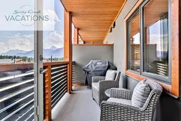 Hotelli White Spruce Lodge By Spring Creek Vacations