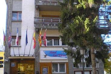 הוסטל Auto Check In Hotel Las Nieves