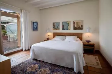 Hotel Rural Tancat De Codorniu