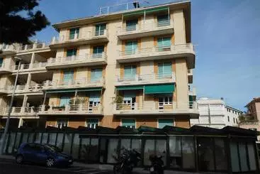پانسیون Baia Delle Favole Affittacamere