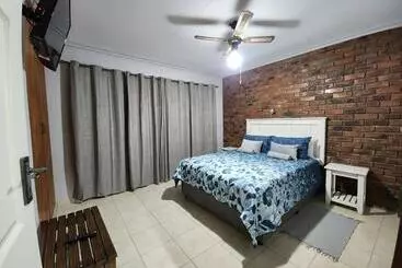 Pension Flamboyant Guesthouse