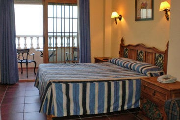 בית מלון כפרי Playa Campello