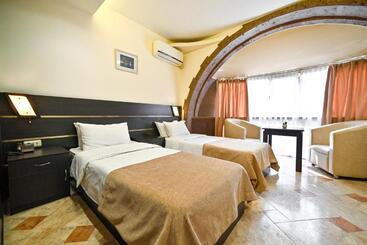 Skyline Hotel Yerevan