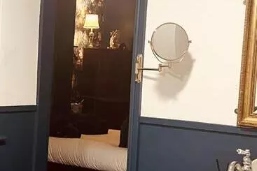 ペンション The Tgl Suites