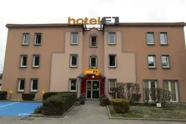 בית מלון כפרי F1 Lyon Bourgoin Jallieu