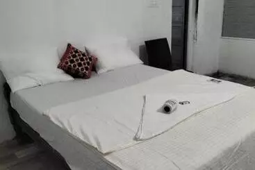 Bed and Breakfast Funky Art Beach House