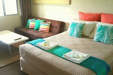 Forrest Beach /motel