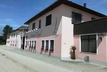 Hostel Gasthof Birgl