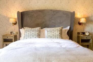 旅馆 The Lion Bicester