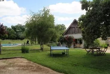 Aamiaismajoitus (B&B) Les Roberderies