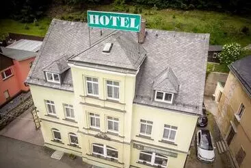 Aamiaismajoitus (B&B) Villa Sachsenhof