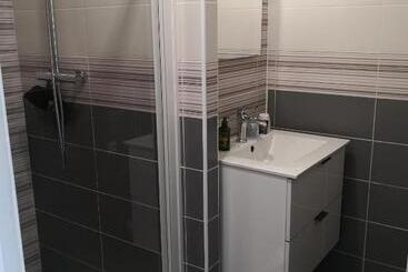 بنسيون La Ruche Cantalienne