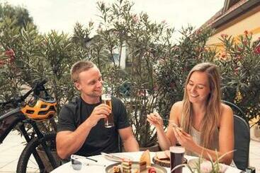 膳宿费 Landgasthof Zur Linde Laaben