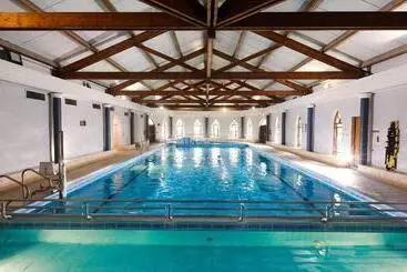 בית מלון כפרי Abbey Court