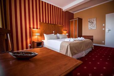 Pension Und Restaurant Gutshaus Kaltenhof