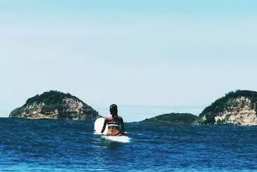 ベッドアンドブレックファースト Charlies Shack Lombok