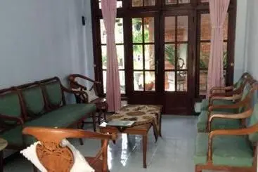 Hotel Majapahit Homestay By Bhagaskara