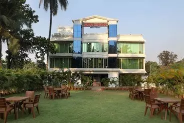 Hotel White House Beach Resort By Oyo Rooms