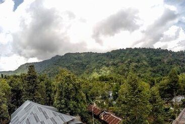 膳宿费 Jro Maman Guest House Adults Only