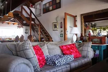 Theark B&b