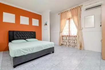 Hotel Tachi Stay Guesthouse Syariah