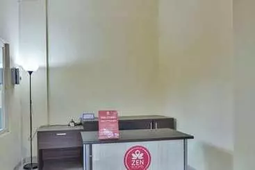 Hotel Zen Rooms Kebagusan Raya 21