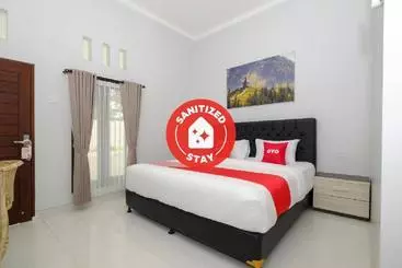 Hotel Oyo 3716 Dijobi