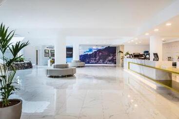 ホテル Barceló Santiago - Adults Only