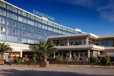 فندق Courtyard By Marriott Hannover Maschsee