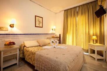 Hostal Boutique Plaza Cantarero