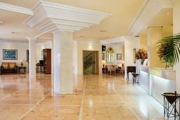 Апартаменты Vale Do Garrao Villas