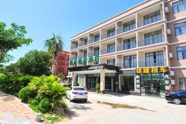 酒店 Greentree Inn Sanya Fenghuang Airport Road