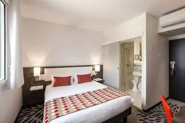 Logis Hotel Restaurant & Spa Au Comte D Ornon