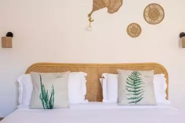 Hotelli Hôtel La Villa Juan Beach