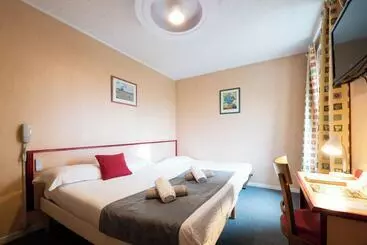 ホテル Logis Hôtel La Crémaillère