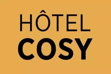 Отель Logis Hôtel & Restaurant Les Trois Fontaines