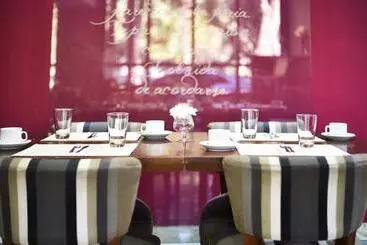 Hotelli Portal Plaza Suites