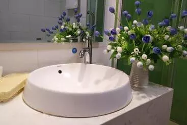 Hotel Greentree Qinghai Hainan Tibetan Autonomous Prefecture Gonghe County Express