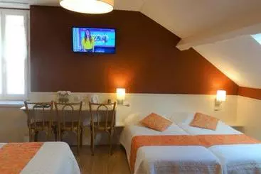 Отель Hôtel Restaurant Chaleatsapet