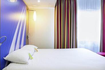 Отель Ibis Styles St Gilles Croix De Vie Centreville