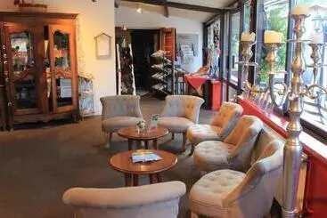 هتل Hôtel Restaurant Le Moulin De Saint Verand