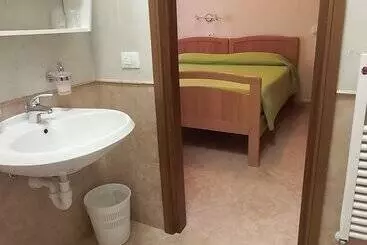 Nocleg ze śniadaniem Casa Vacanza Casa Del Padre Nascimbeni