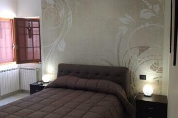 Bed and Breakfast La Stanza Di Villa Sara