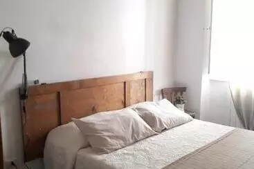 ベッドアンドブレックファースト Alcavour21