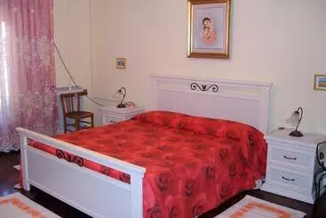 Aamiaismajoitus (B&B) Sa Domu Sarda Case Vacanze