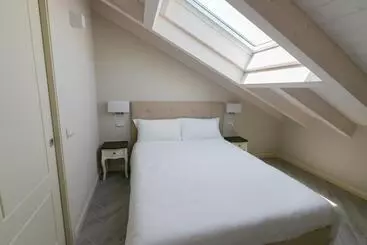 ホテル San Lorenzo Apartments