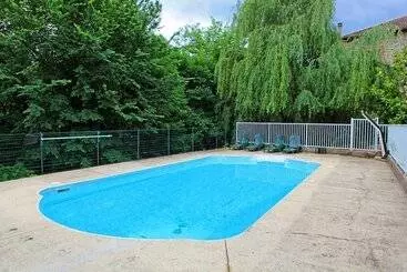 فندق Château Lou Cante Perdrix